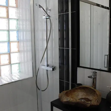 Exclusiva Casa Con Piscina En * Gondomar