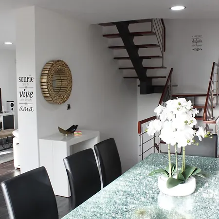 Exclusiva Casa Con Piscina En Gondomar