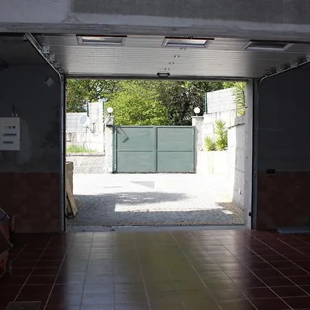 Exclusiva Casa Con Piscina En *