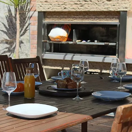 בית נופש Exclusiva Casa Con Piscina En *