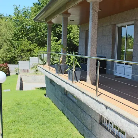 Holiday home Exclusiva Casa Con Piscina En Gondomar