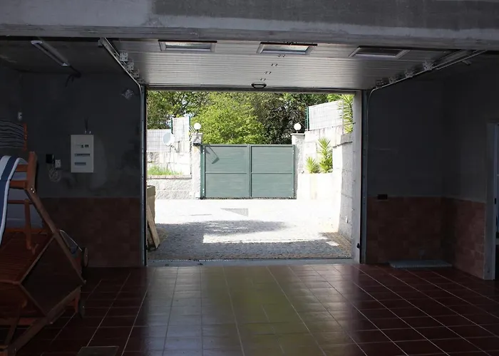 Exclusiva Casa Con Piscina En *