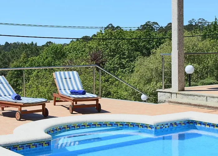 Exclusiva Casa Con Piscina En Ferienhaus Gondomar